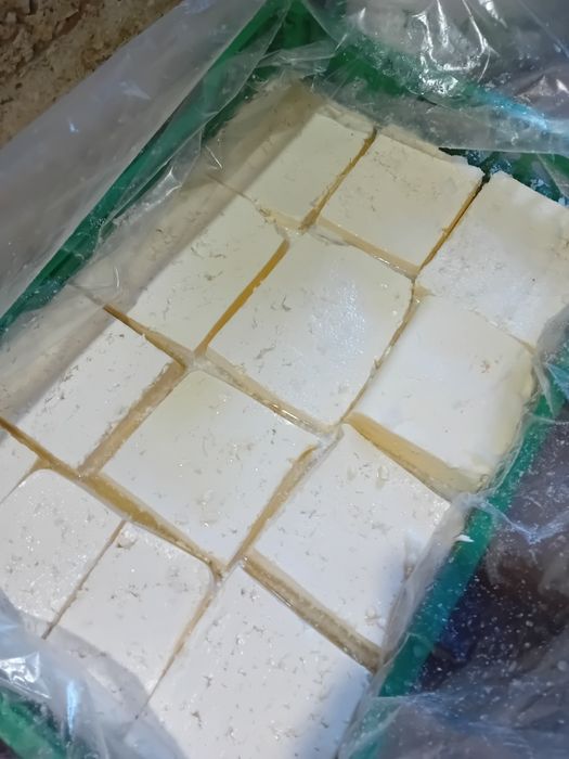 Vând telemea proaspătă de vacă