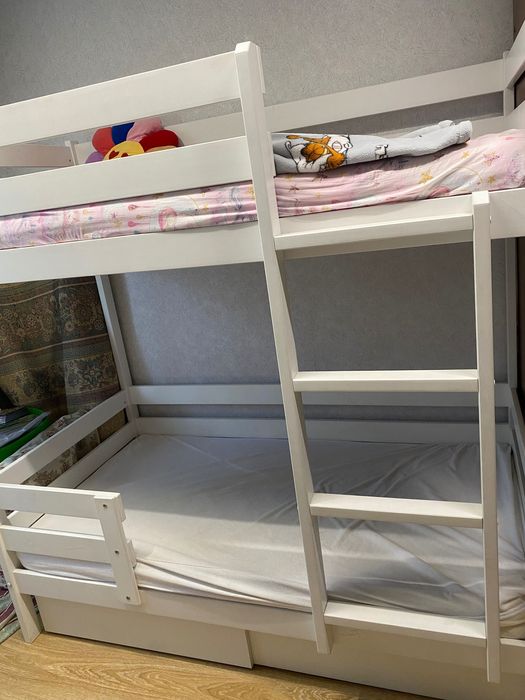 Кровать детская двухэтажная