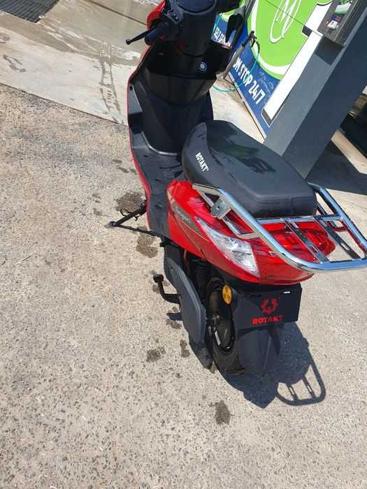 Scuter de vânzare electric