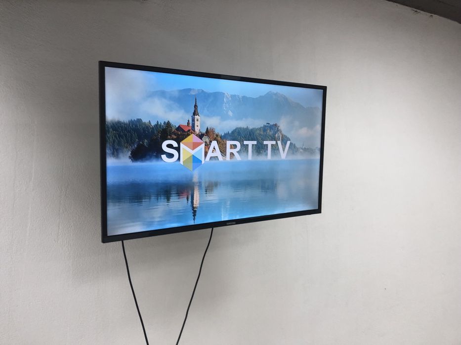 Телевизор Samsung