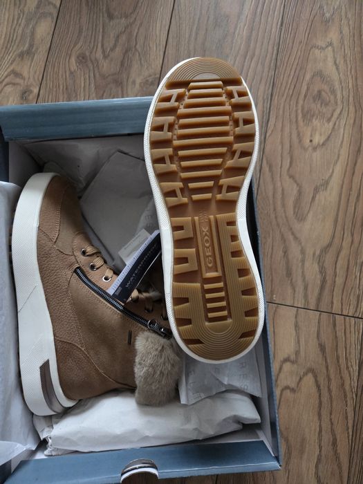 Ghete noi geox din piele impermeabile