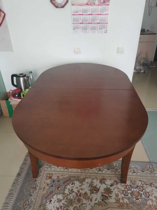 Продам стол(Малайзия)