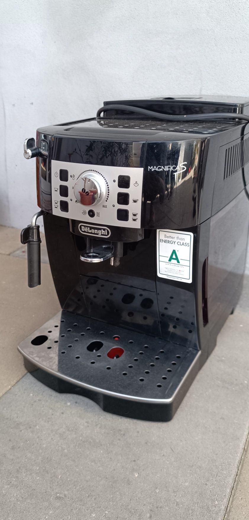 Espressor automat DeLonghi