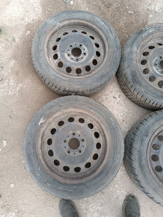 Jante tabla 16" cauciucuri iarna BMW seria 1 3 4 f20 f21 f30 f31 f32 f