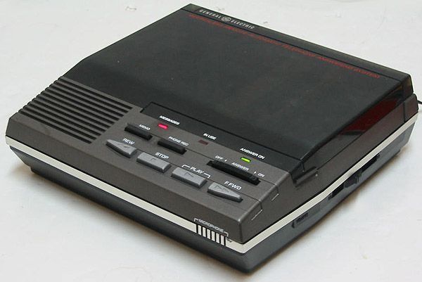 General Electric 2 9860 DB Phone Aswering Machine 2 Cassettes Remote