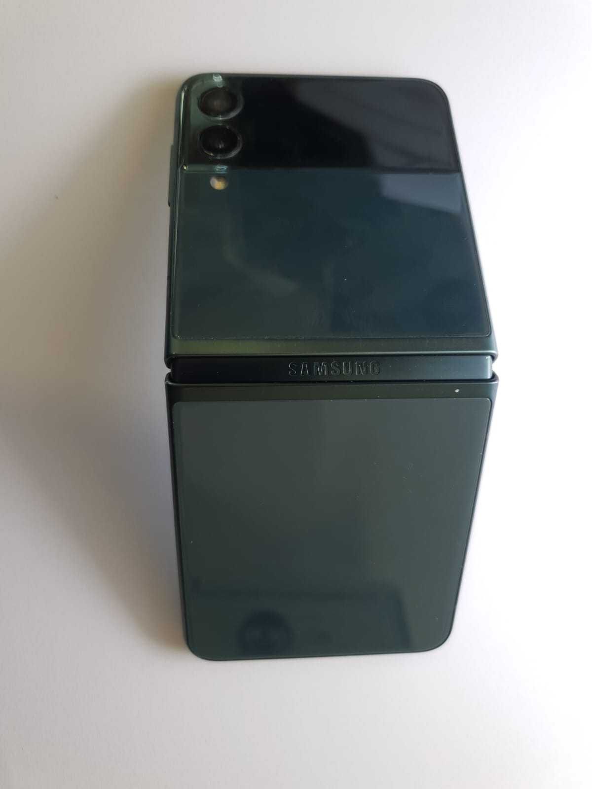 Samsung Z Flip 3 (62834/10 Pacurari 1)