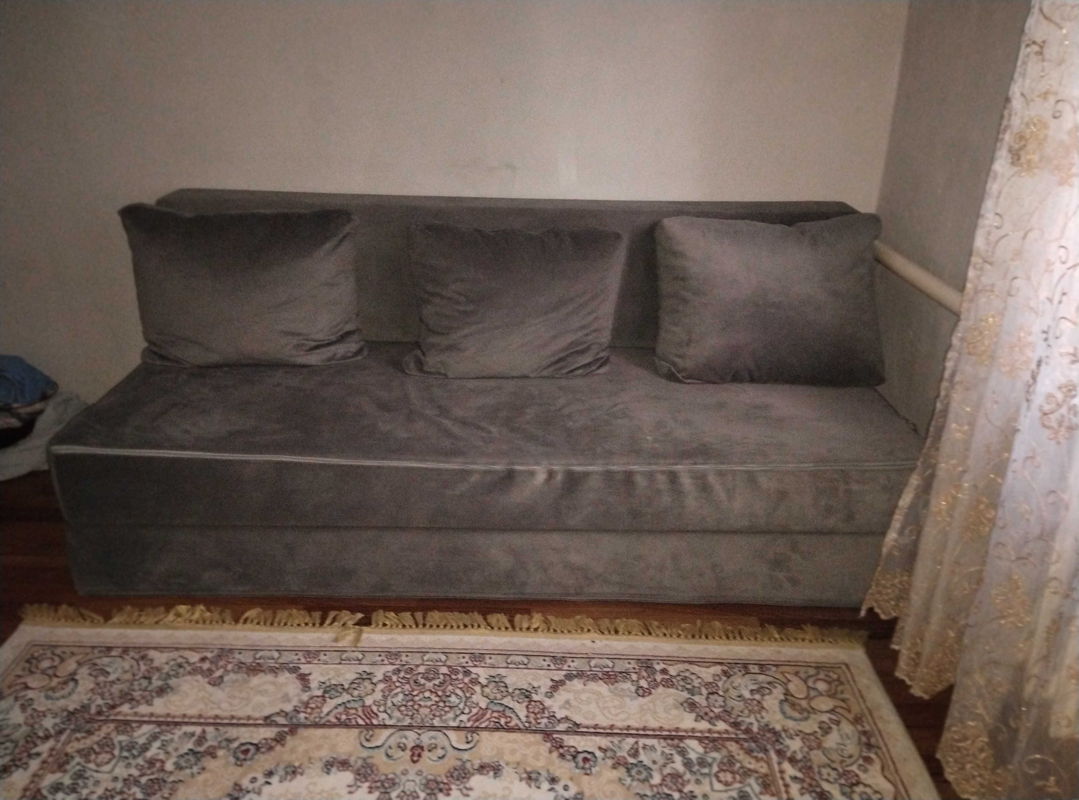 Продам диван и шкаф купе