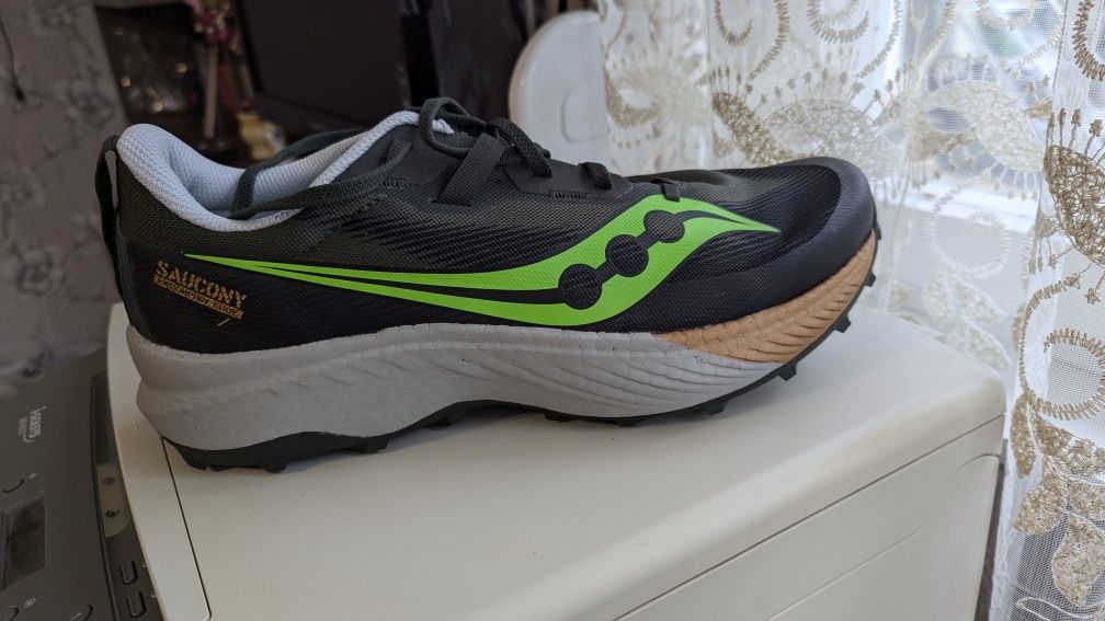 New Balance Gore Tex Vibram