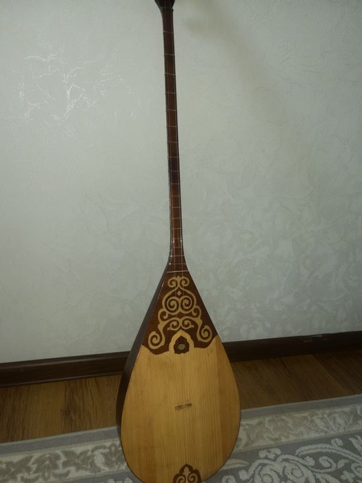 Домбыра жақсы сапалы