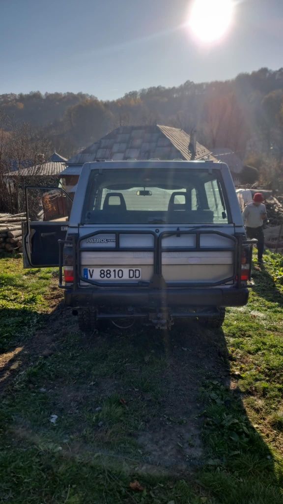 Vând Nissan patrol