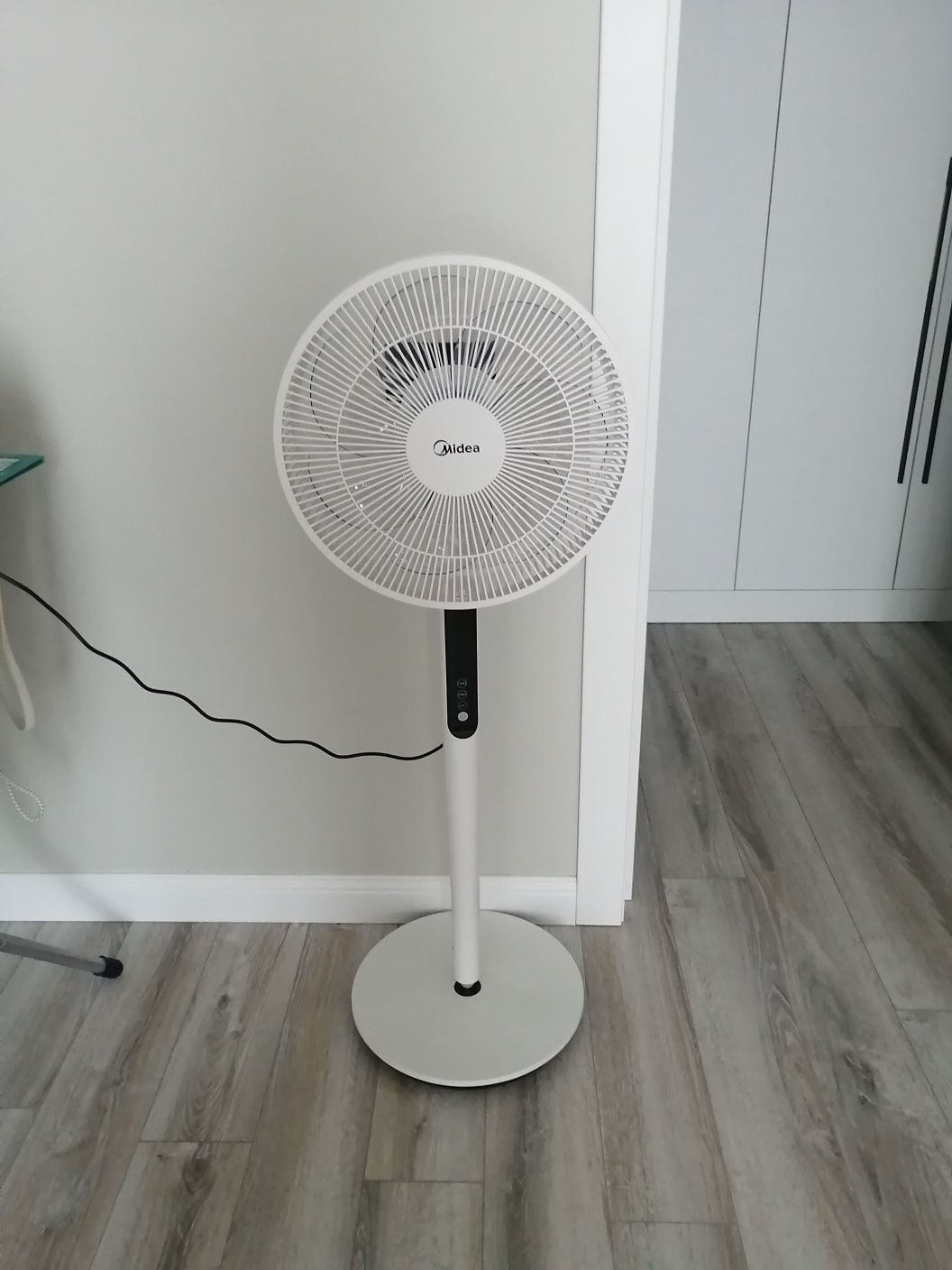 Вентилятор Midea