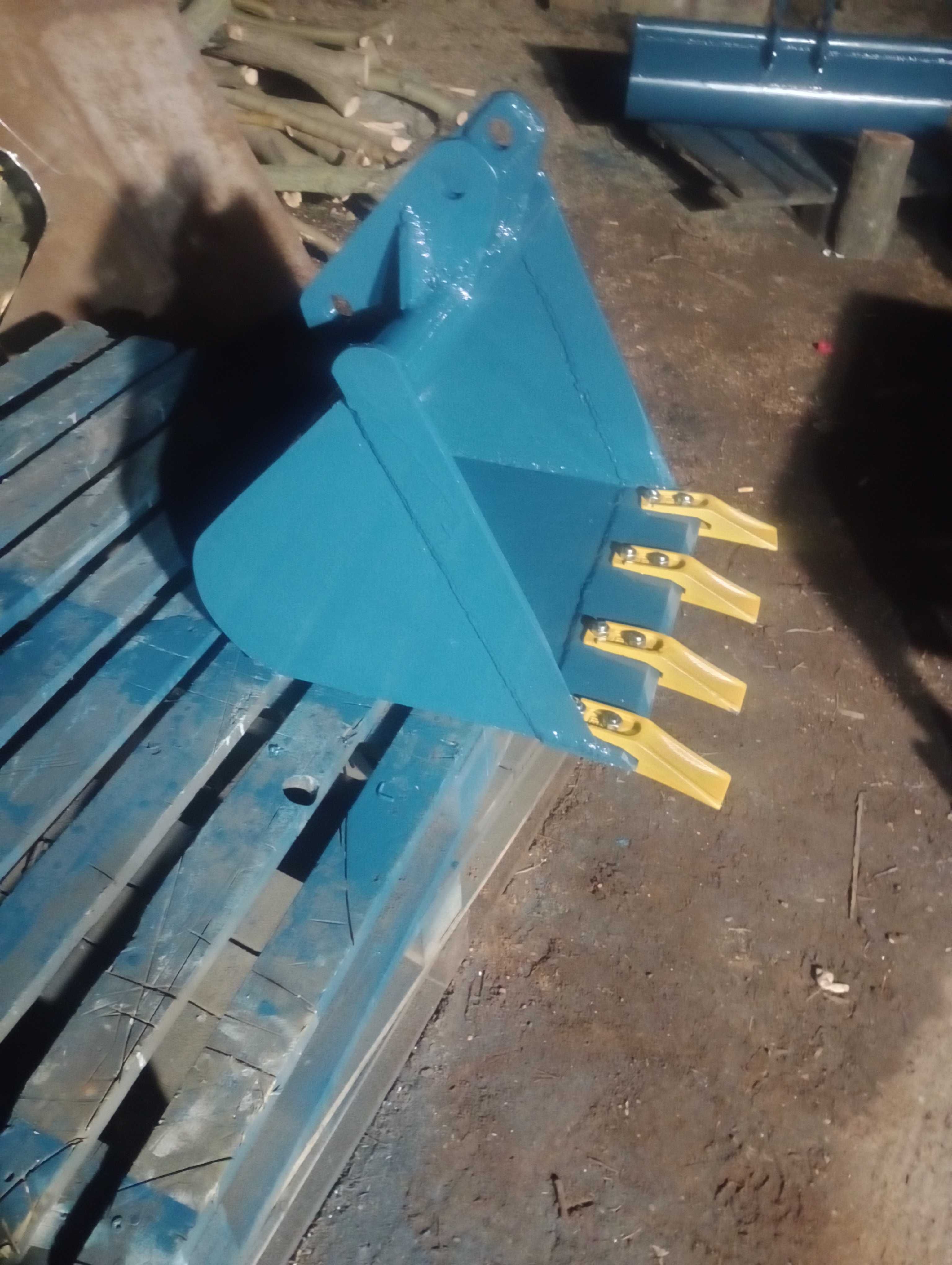 Cupe de taluz și de săpat miniexcavator