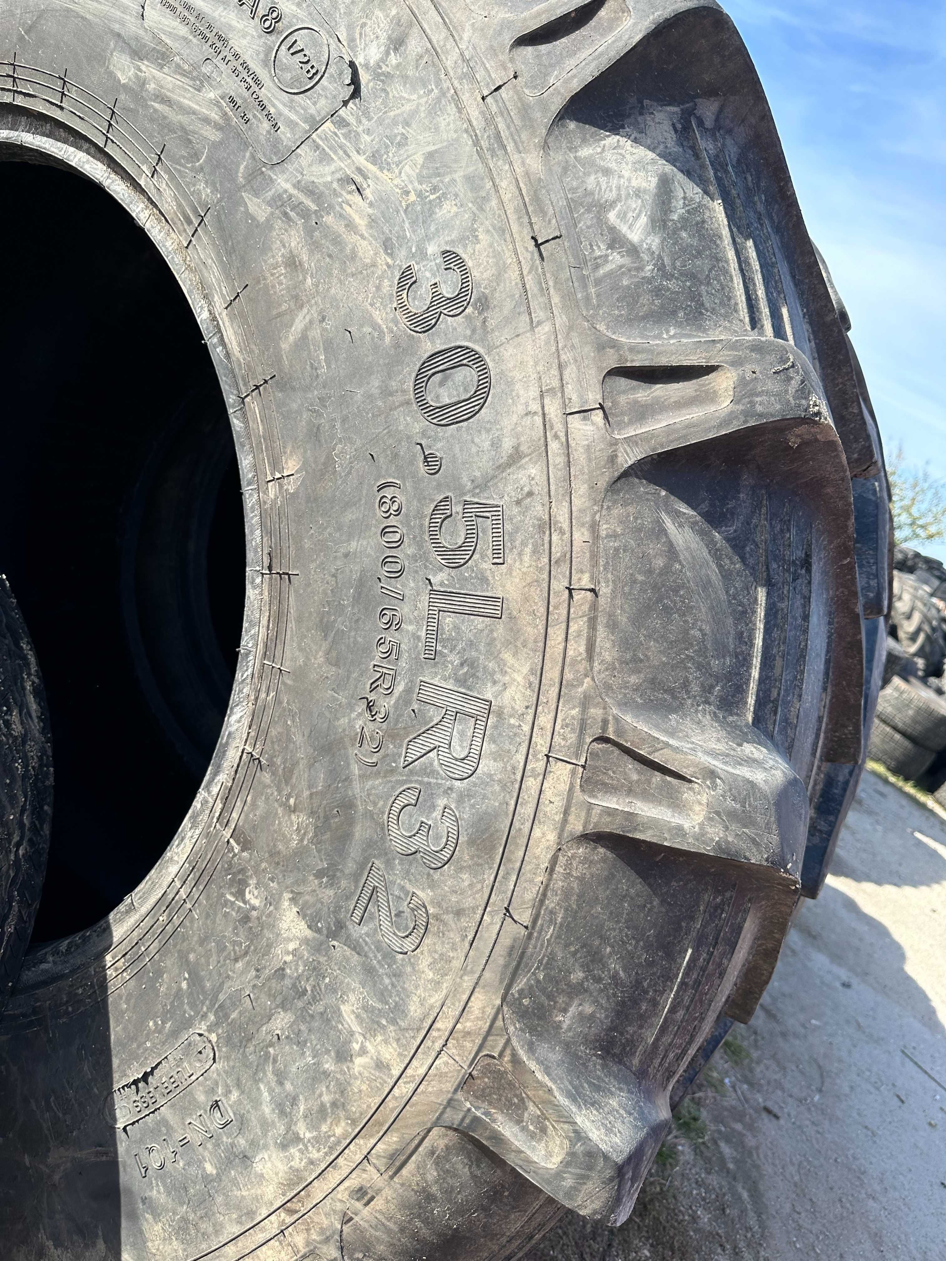 Cauciucuri de combina 800/65 R32