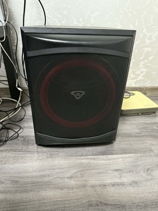 Cerwin  vega  xls 12s