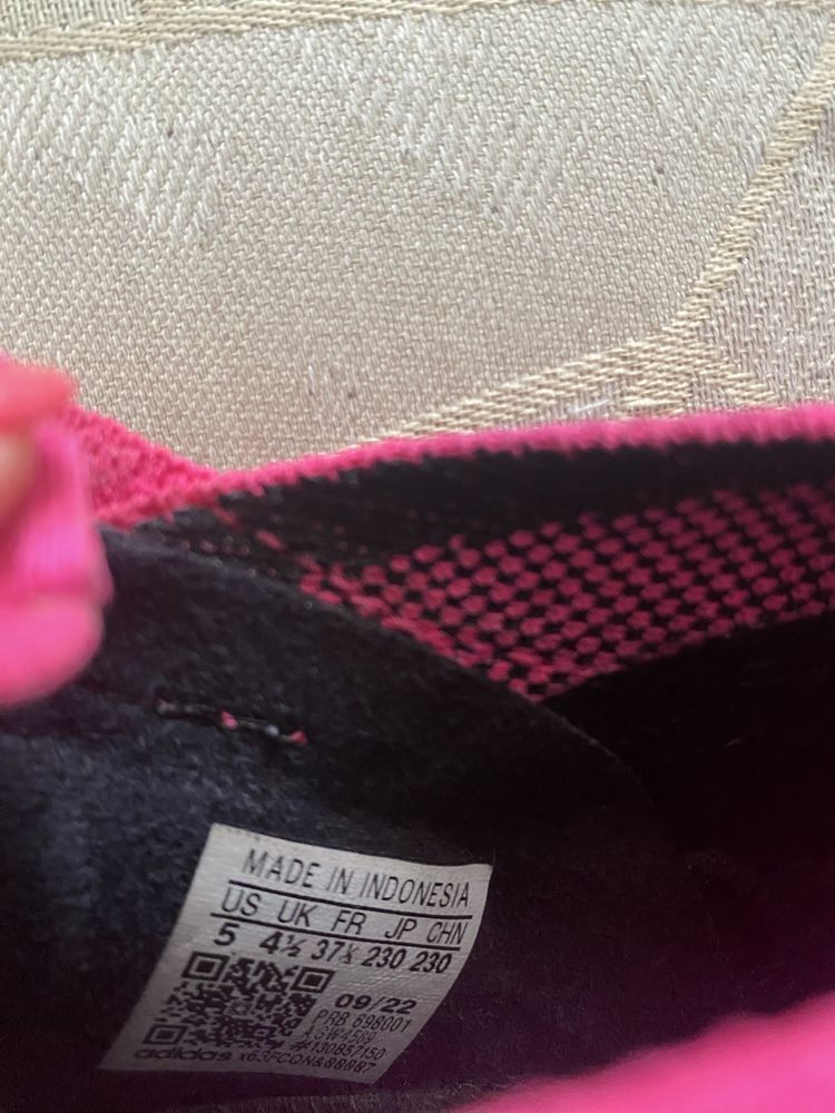 Футболни обувки adidas Predator 37 и 1/2