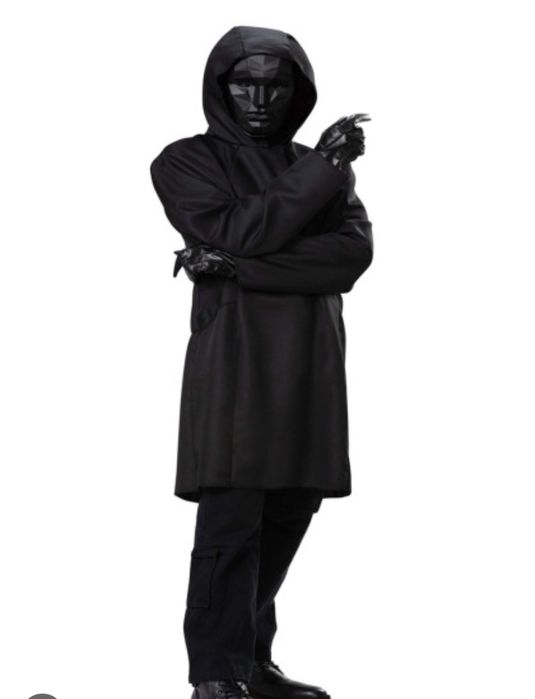 Аренда  Костюма Ведущего из Игры в кальмара  мужской