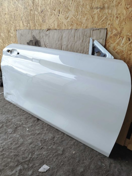 Врата за БМВ Ф 32/33 повредена