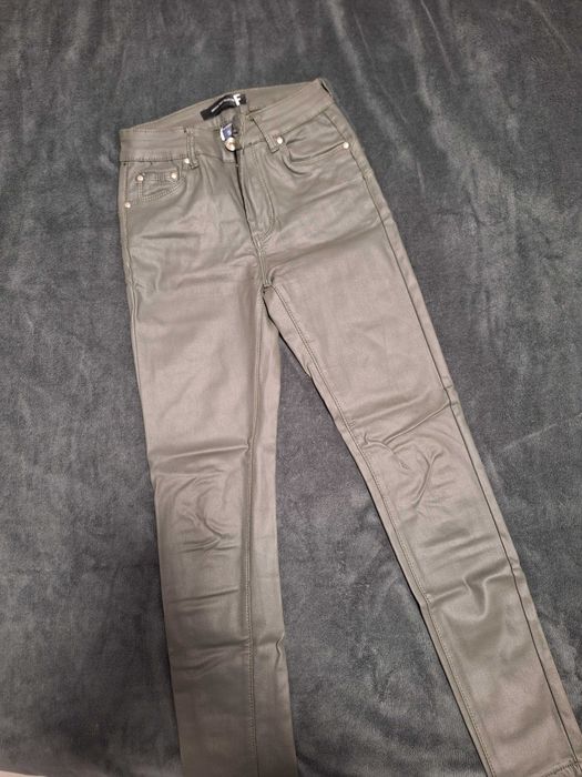 Дамски дънки/ панталони
