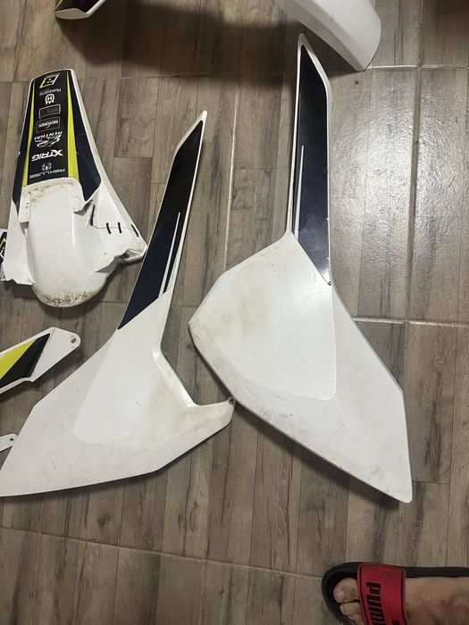 Vand kit de plastice enduro husqvarna 17-19