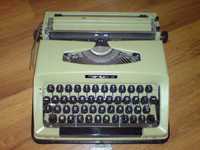 Пишеща машина Maritsa 12