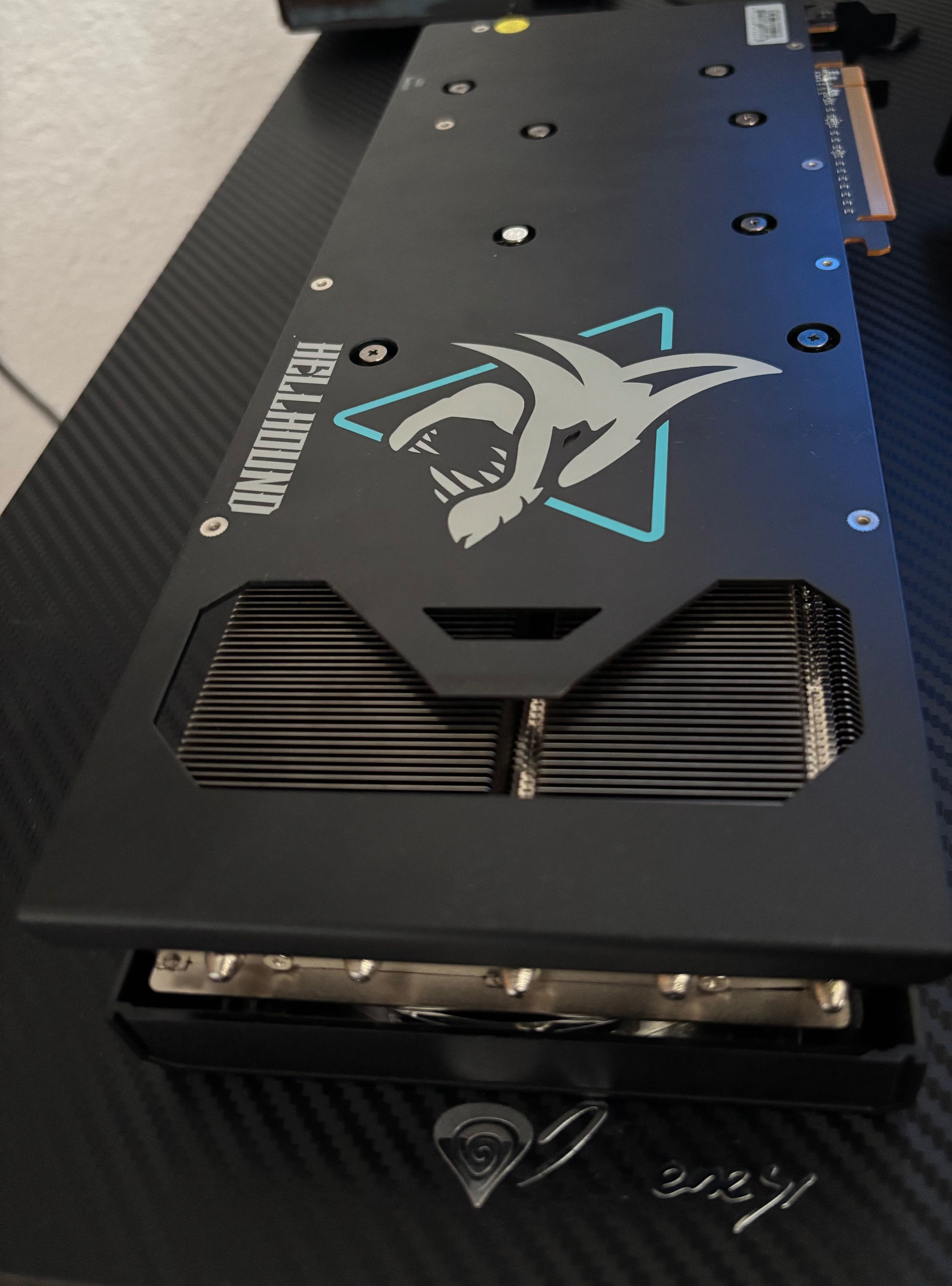 Rx 6700xt hellhound