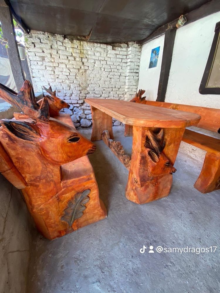 Seturi mobilier unicat - sculpturi in lemn masiv - opere de arta