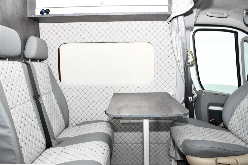 Autorulota / Campervan /Peugeot Boxer An 2010/ Euro 5 omologat M1