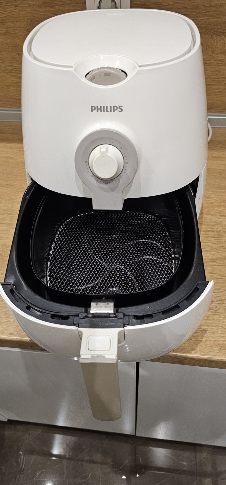 Philips Airfryer HD9216

Здравословният начин за пържене!
Уникалната т