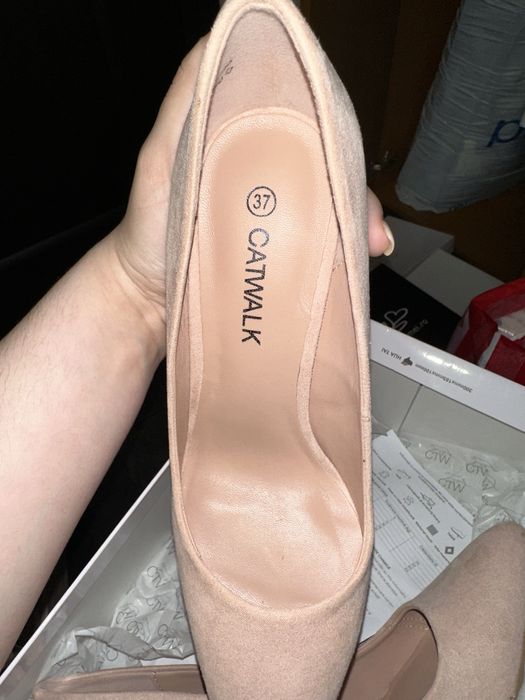 Pantofi stiletto roz pudră