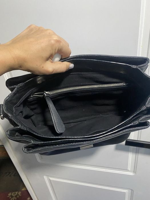 Продаеться кожанная сумка