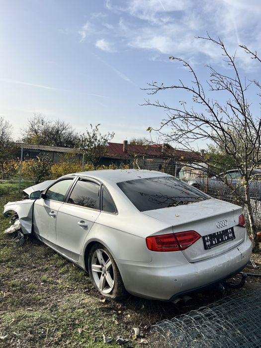 Dezmembrez audi a4 b8