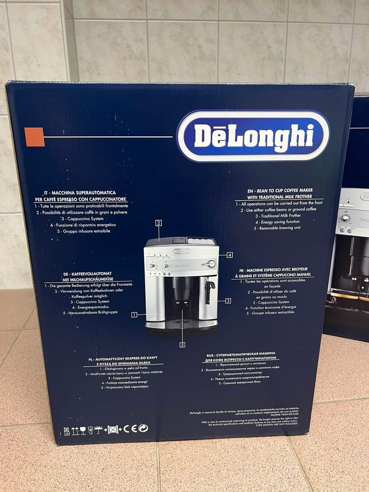 Vand aparat profesional de facut cafea DeLonghi
