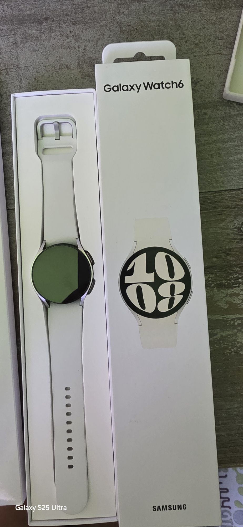 Часовник Galaxy Watch 6