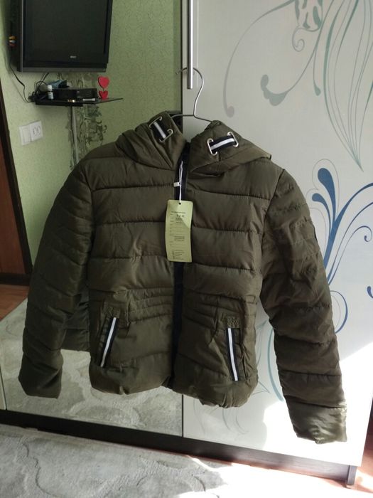 Куртка на тонком синтепоне размер 44