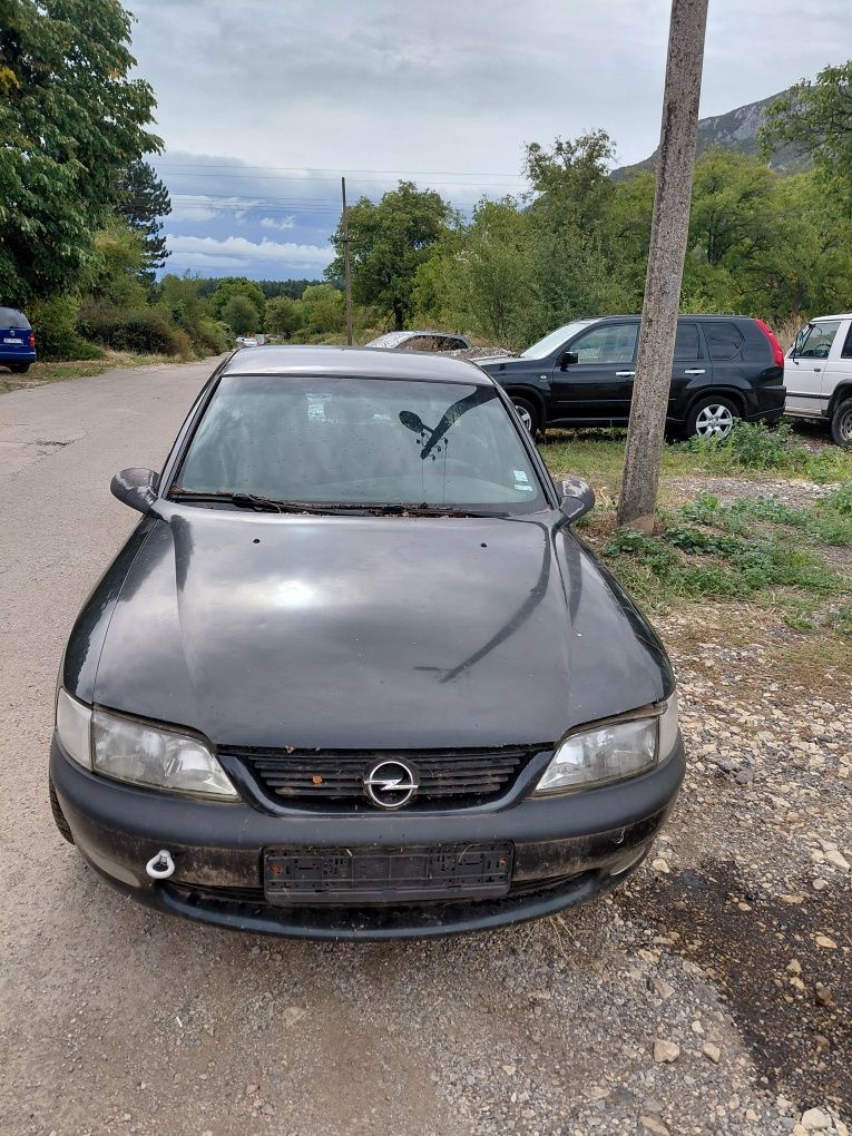 Opel Vectra 2.0i 16V на части !!!