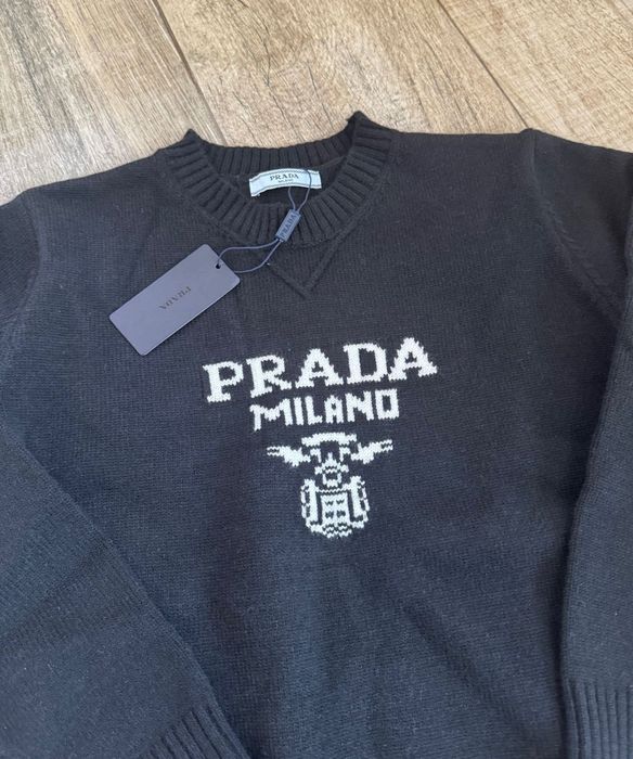 Дамски пуловер нов