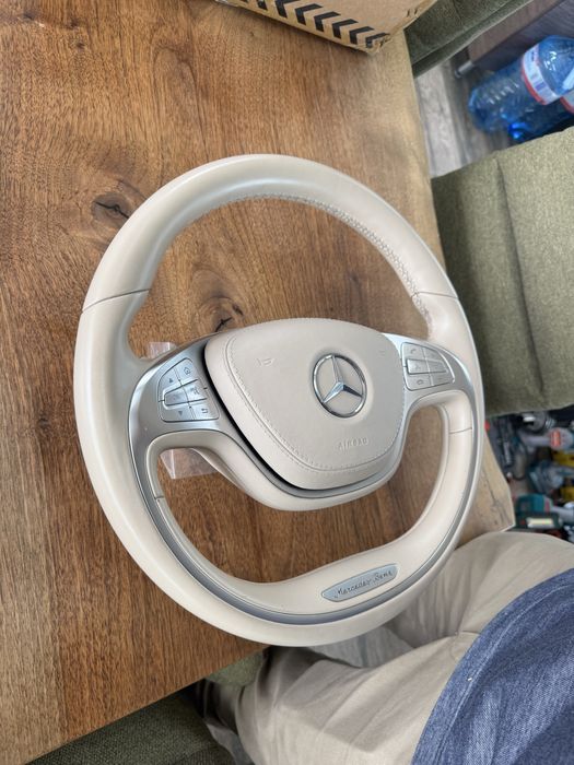Оригинален бежов кожен волан за Mercedes S class W222 с AIRBAG