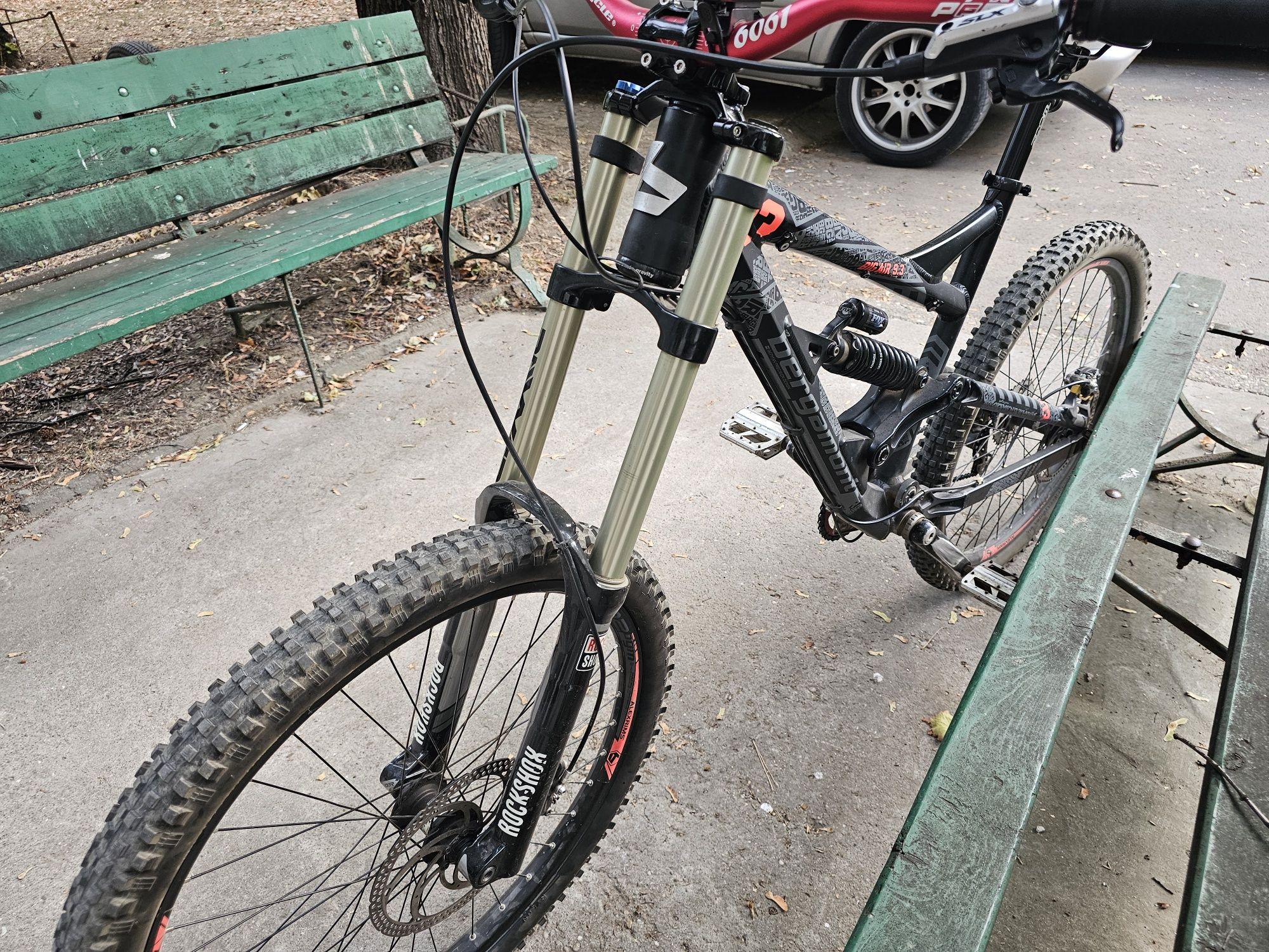 Вилка двукоронна Rock shox Boxxer