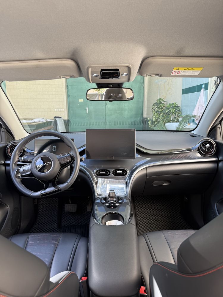 Byd e2 2023 luxury