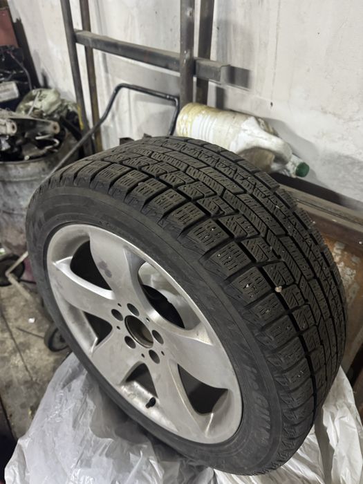 Продам диски с резиной 5*112,