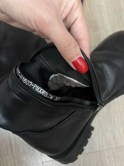 Продам высокие сапоги