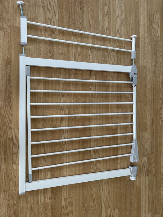 Vand doua porti protectie pentru scari