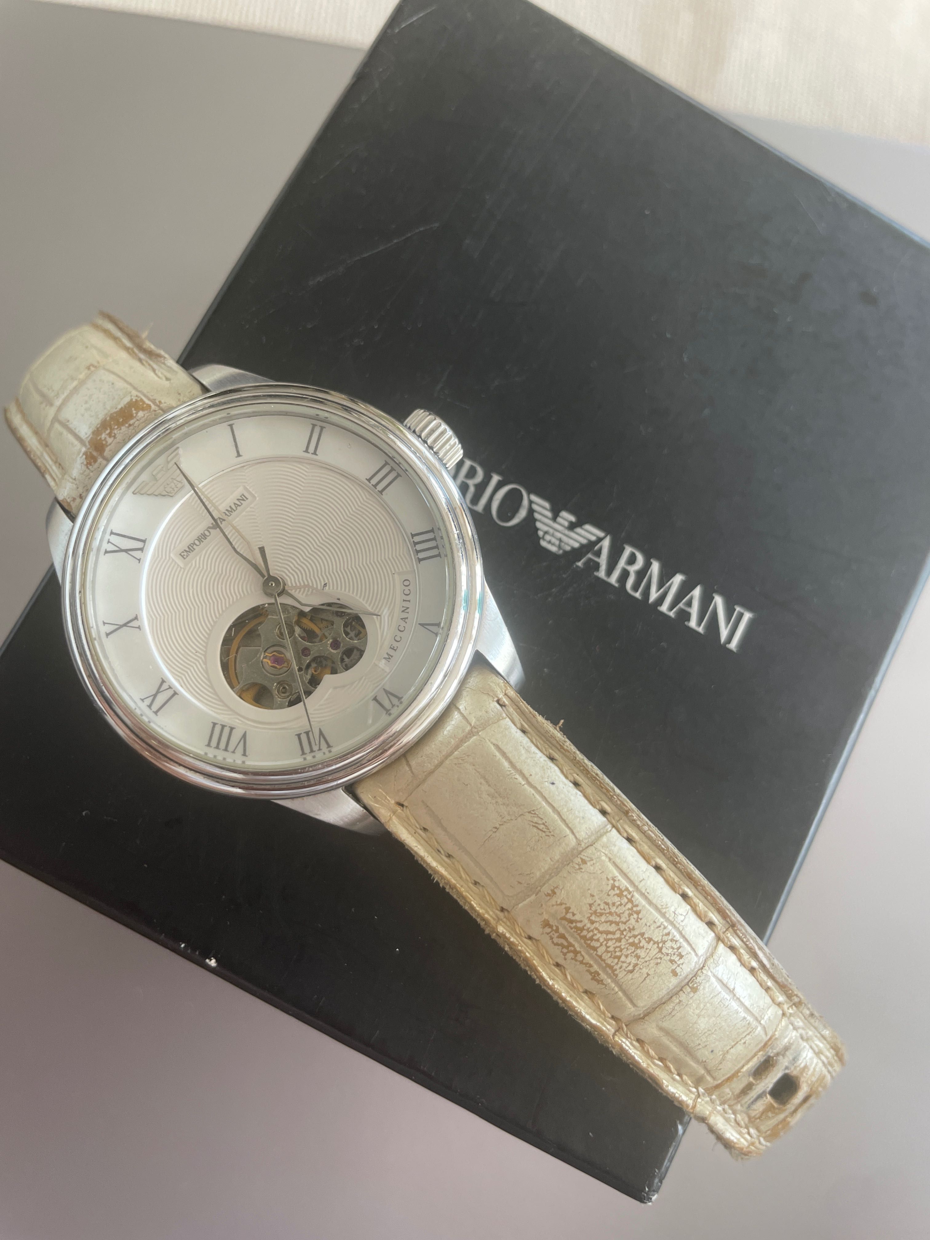 Механичен часовник Emporio Armani Meccanico