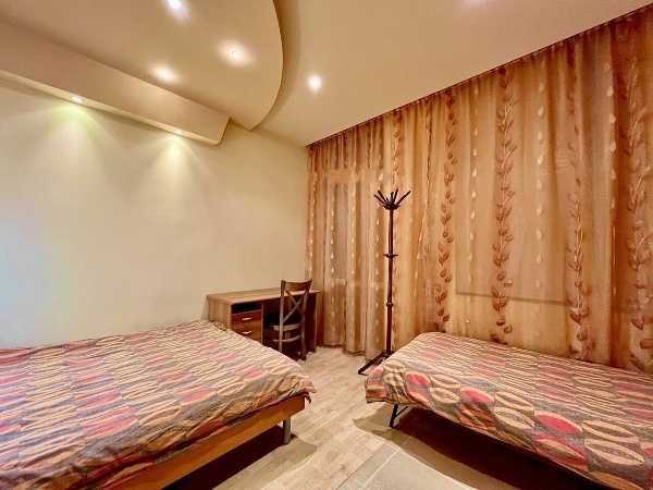 Продава се Четиристаен апартамент в Пловдив, Център - 86 кв.м за 588 €/кв.м - Снимка #2