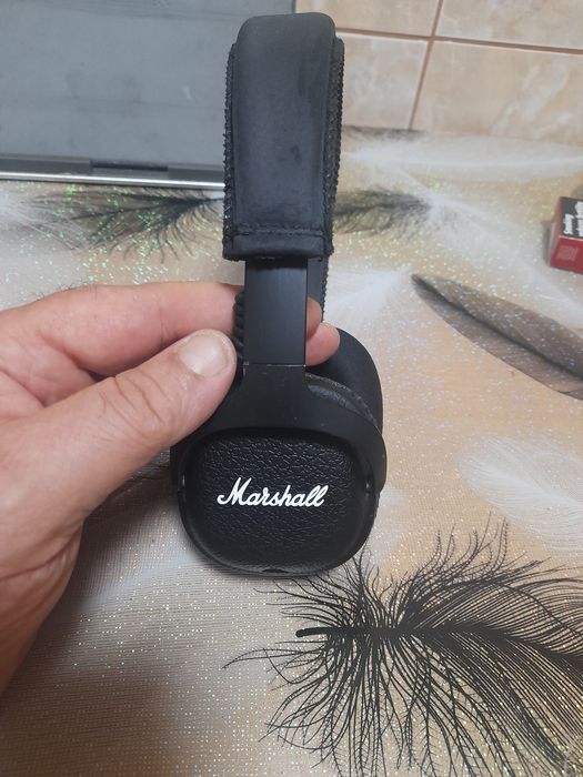 Vind caști bluetooth Marshall