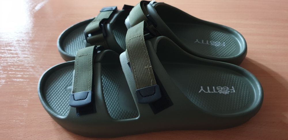 Slapi Feetty - 45 cm