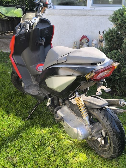 Скутер BENELLI 50сс (с документи)