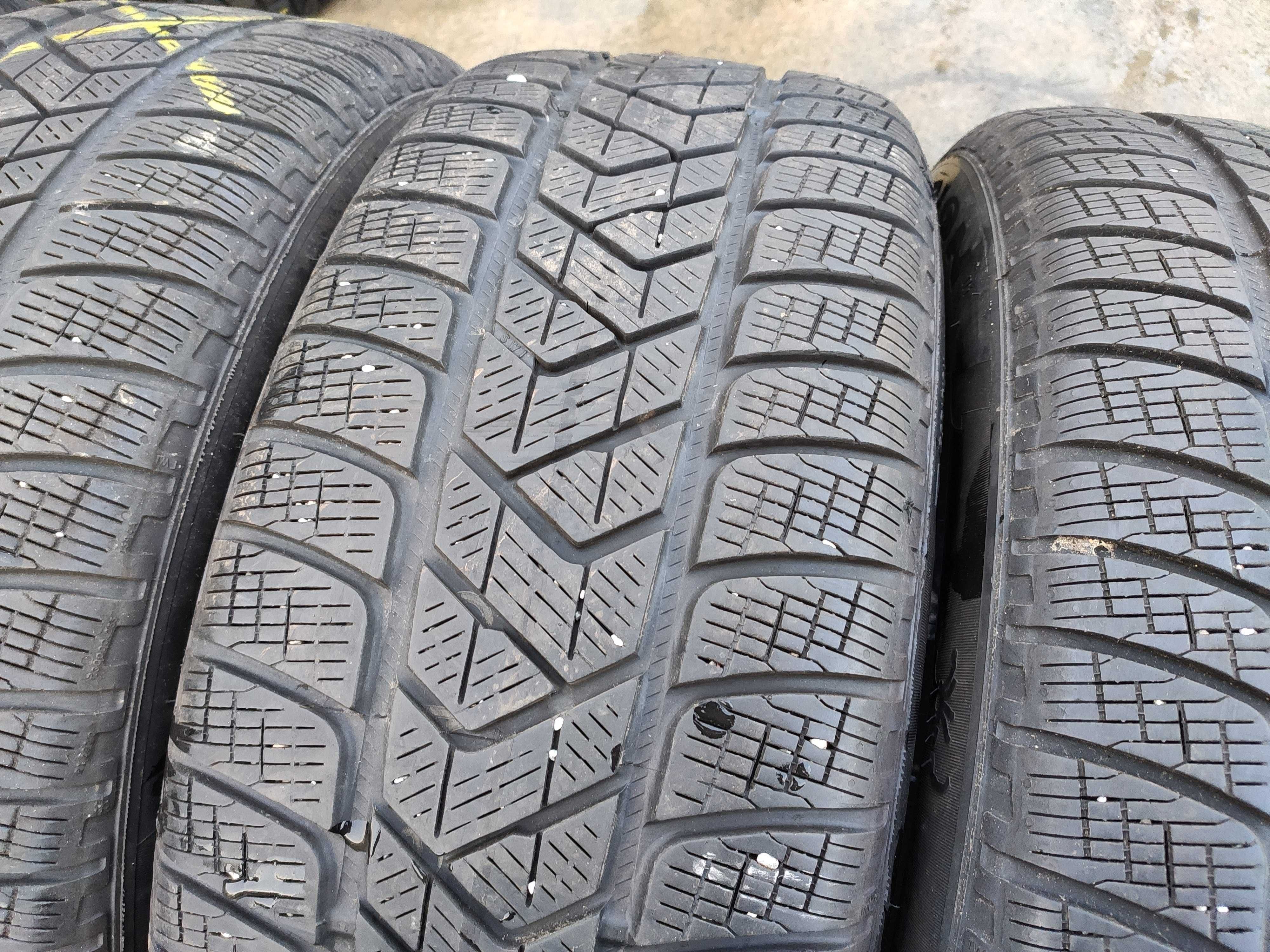 4бр Зимни Гуми 235 55 18 - Pirelli