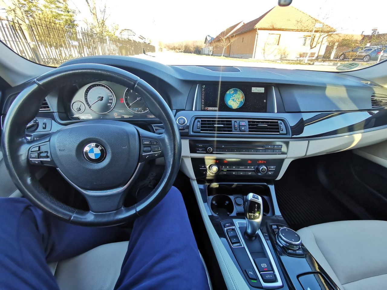 Vând BMW 520 190cp, automat, faruri cornerig adaptive