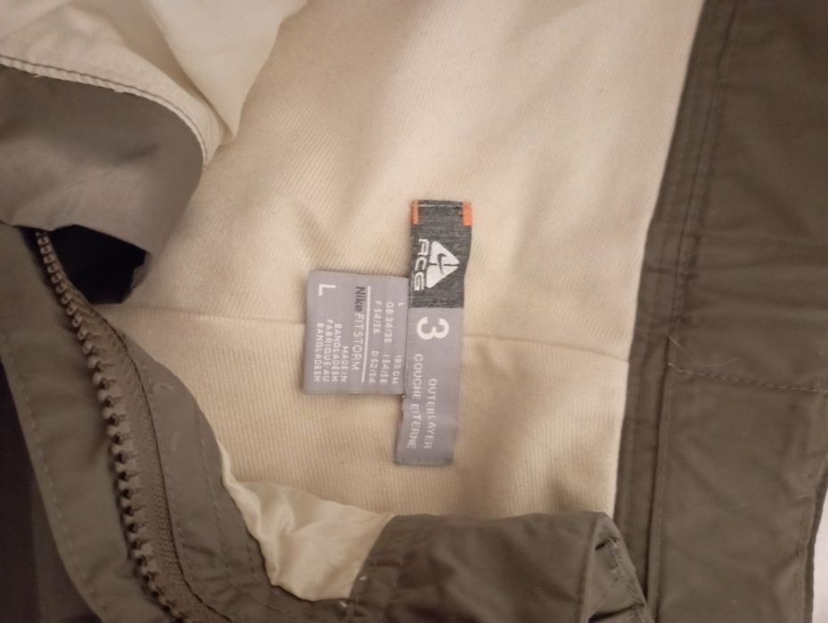 Vând pantaloni ski nike